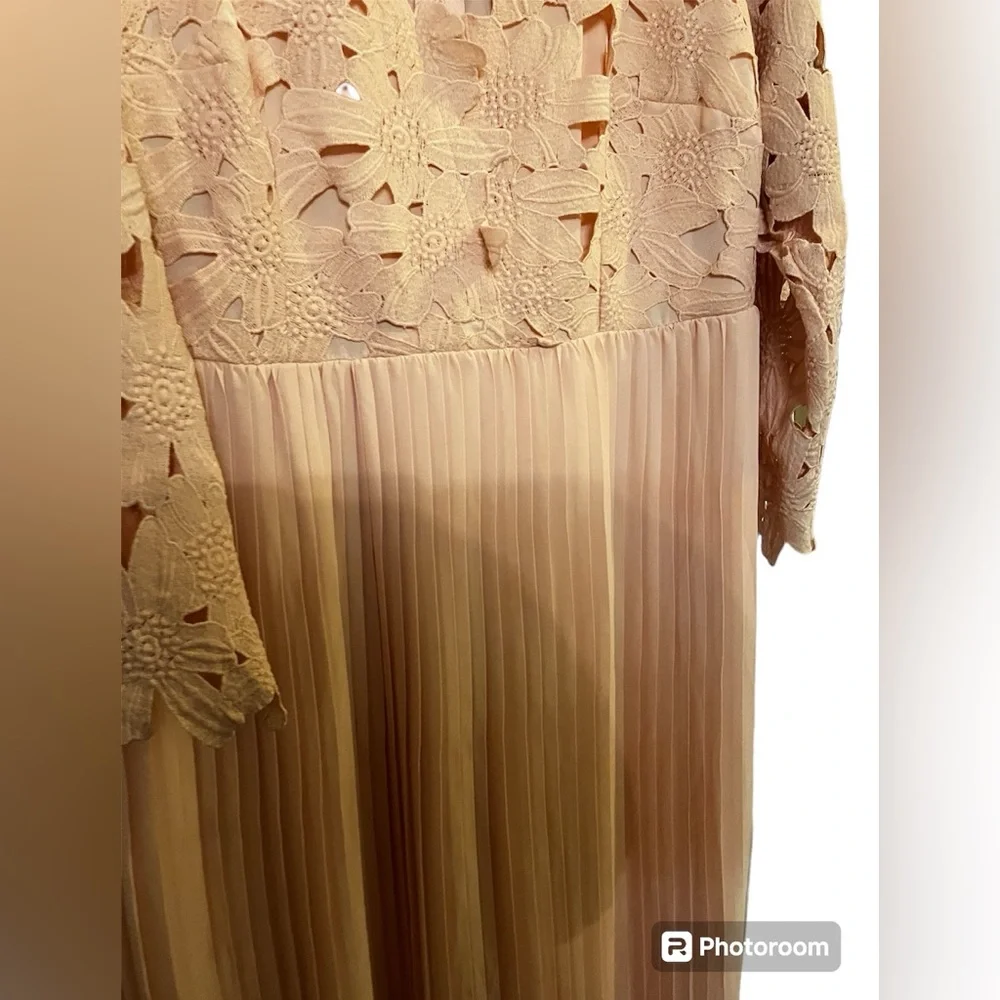 ELOQUII dress - Picture 2 of 3